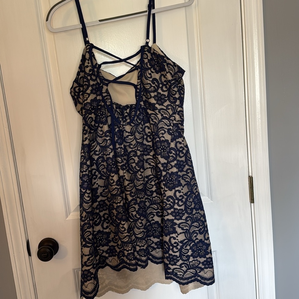 Navy Lace Overlay Dress - Picture 6 of 7